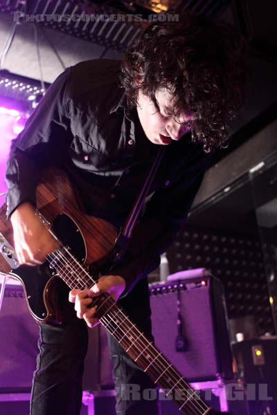 PHOENIX - 2009-06-03 - PARIS - Studio SFR - 